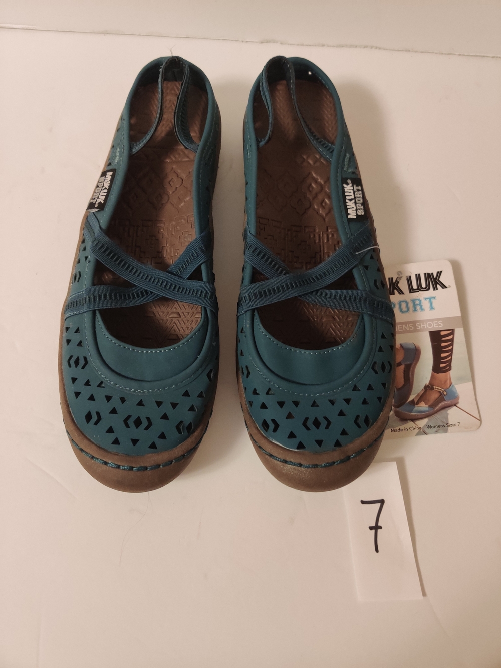 MUK LUKS Sport Sandy Laser Cut Shoes Flats Blue US 7